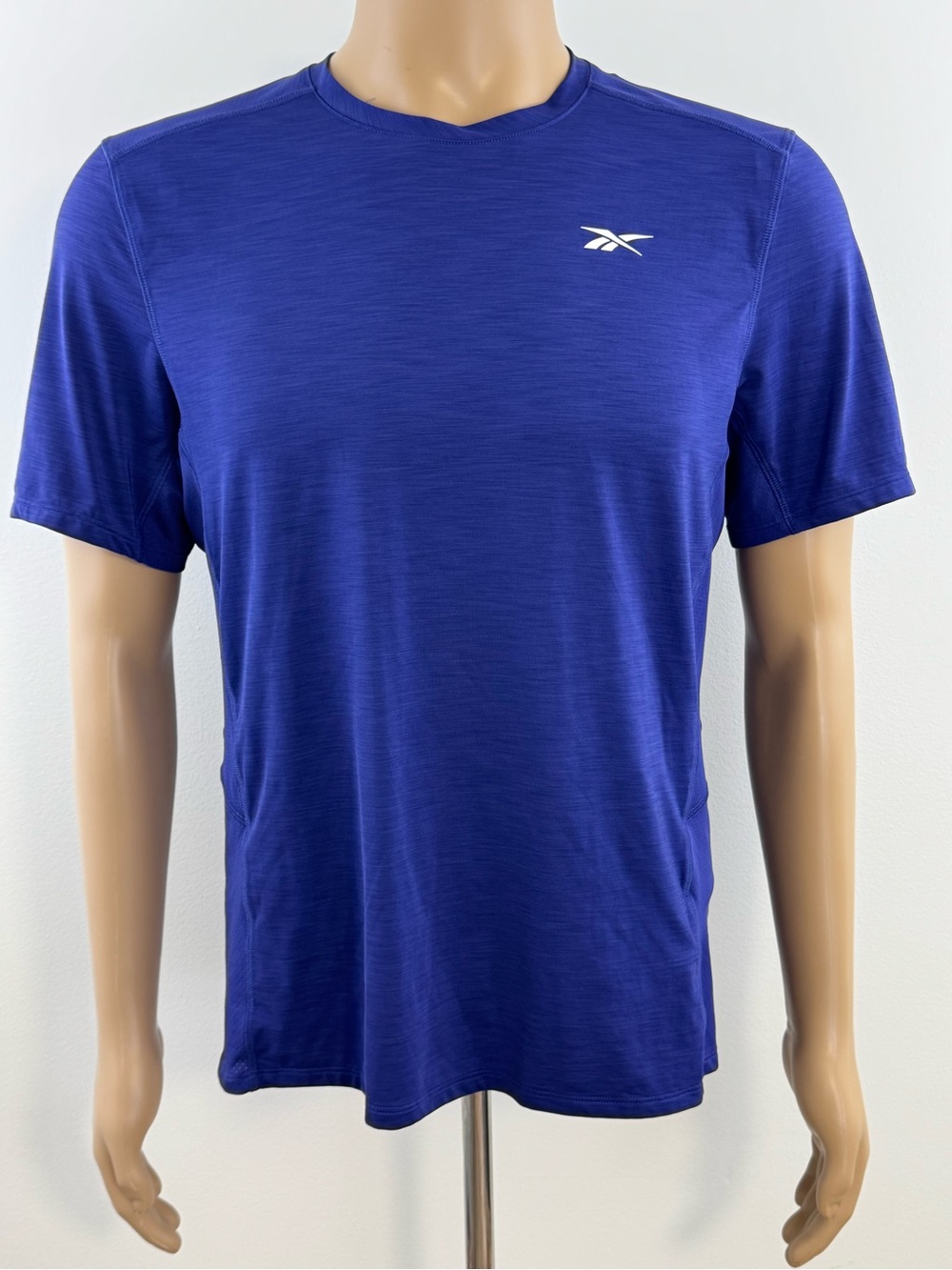 Reebok Men's Performance T-Shirt, Blue Lightweight Crew Neck, Size Medium